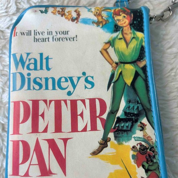 Vintage Walt Disney Peter Pan Wristlet Purse - Picture 2 of 3